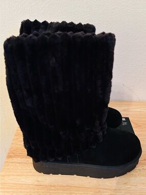 Black Fur Ribbed Mid-Calf Women's Boot